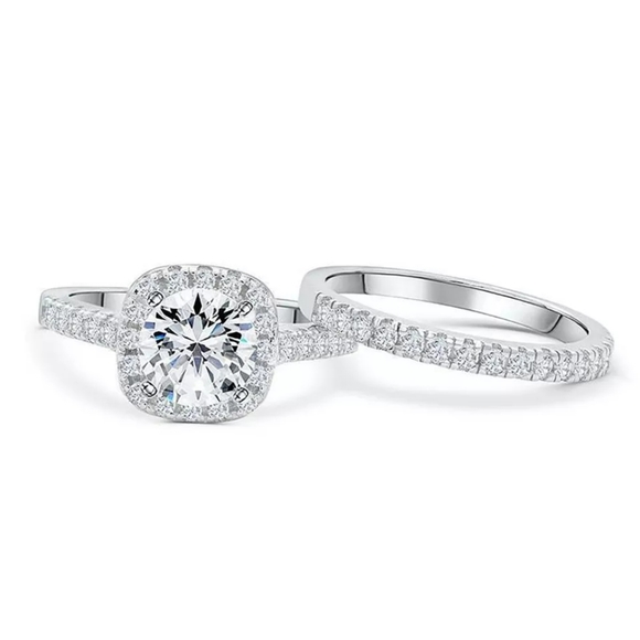 Classic Silver Round Diamond Ring Set - Picture 4 of 5